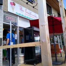 Beachconers Microcreamery - Front of the store