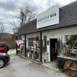 Mercantile 1858 - February 2026, exterior of the store - kinda hard to find if you use Google Maps- you have to be patient but eventually you will find it!