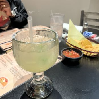 Mi Guadalajara - happy hour margarita - Mexican Near Me - Escondido, California Mi Guadalajara - happy hour margarita - Mexican Near Me - Escondido, California