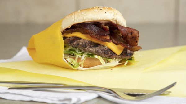 Burgers Supreme by null