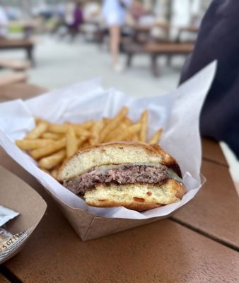 Lost Pier Cafe by null