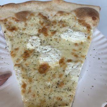 Joe's Pizza - White Pie - Pizza Near Me - Cambridge, Massachusetts