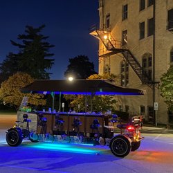 Lakeshore Pedal Tours - Pedal Tavern
