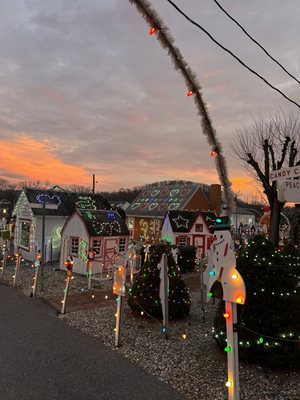 Koziar's Christmas Village by null