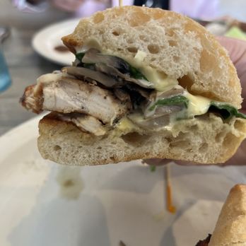 Eggs N Things - Grilled Chicken sandwich - Breakfast & Brunch Near Me - Simi Valley, California