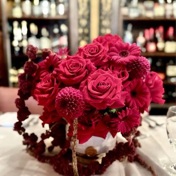 Emerald La Fleur - Floral Designers Near Me - Cincinnati, Ohio Emerald La Fleur - Floral Designers Near Me - Cincinnati, Ohio