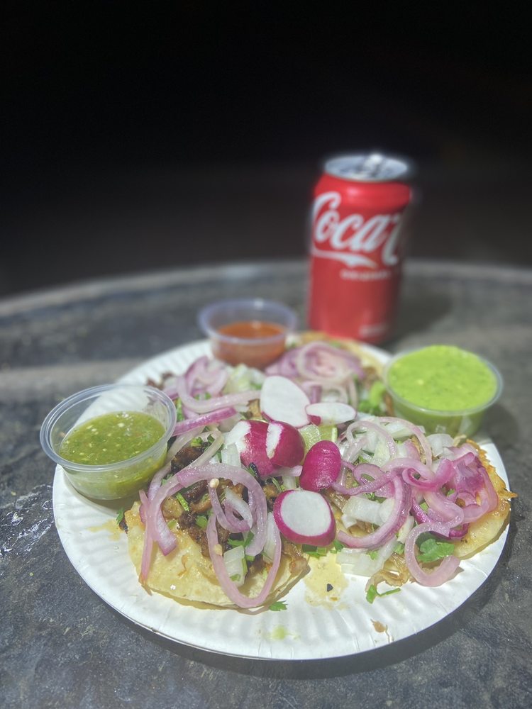 Tacos El Aguila — Mexican restaurant in South El Monte