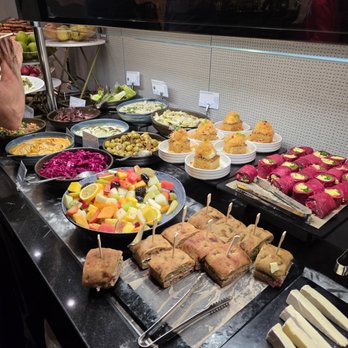 American Express Centurion Lounge - Airport Lounges Near Me - Longford, XGL