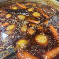 Black Willow Food Truck - Consume simmering