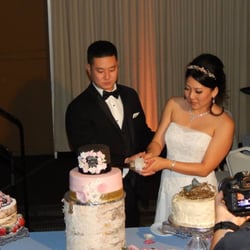 Facepop Bakeshoppe - all 3 cakes were delicious and beautiful! the main one had chalkboard design with flowers! Very rustic