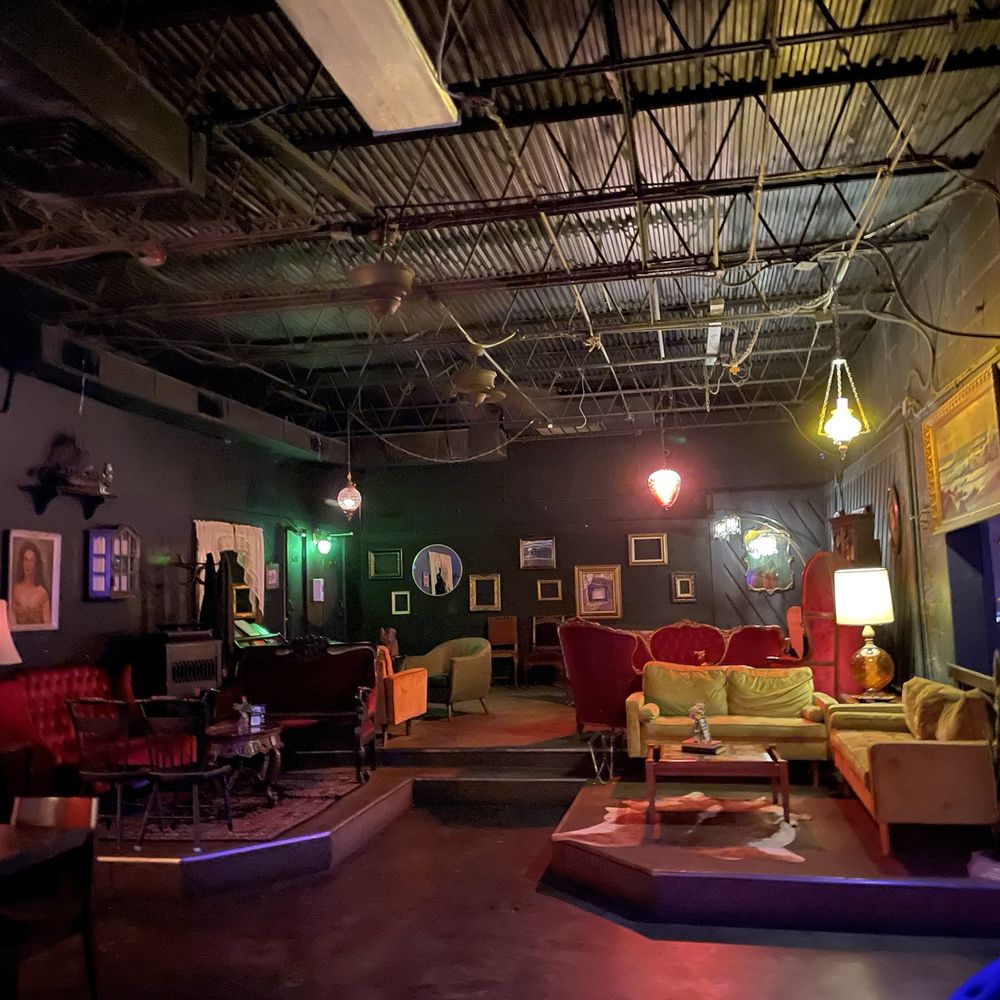 The Bang Bang Bar - Dive Bars Near Me - San Antonio, Texas The Bang Bang Bar - Dive Bars Near Me - San Antonio, Texas