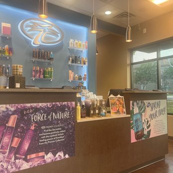 Palm Beach Tan - Front desk - Skin Care Near Me - Alexandria, Virginia Palm Beach Tan - Front desk - Skin Care Near Me - Alexandria, Virginia