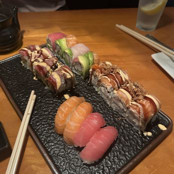 Pisces Sushi - AYCE sushi and nigiri (salmon and tuna) - Sushi Bars Near Me - Charlotte, North Carolina Pisces Sushi - AYCE sushi and nigiri (salmon and tuna) - Sushi Bars Near Me - Charlotte, North Carolina