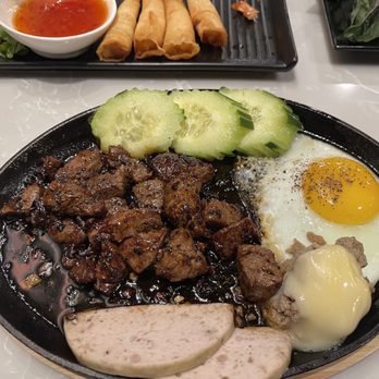 Lantern Vietnamese Kitchen - Bo Ne!!! Everything on this plate rocked - Breakfast & Brunch Near Me - Rancho Cucamonga, California