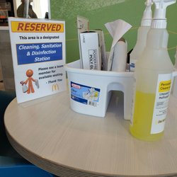 Cleaning station