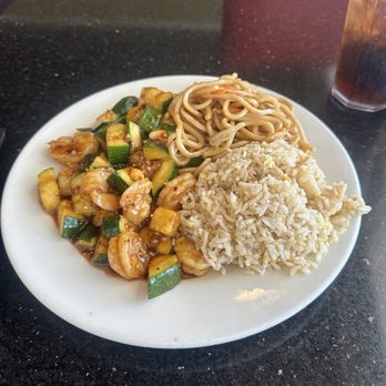 Jade China - L19. Kung Pao Shrimp Lunch Special - Chinese Near Me - Riverside, California