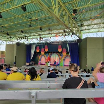 Universal Kids Resort - Amusement Parks Near Me - Frisco, Texas Universal Kids Resort - Amusement Parks Near Me - Frisco, Texas
