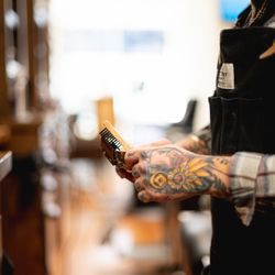 Handlebar Men's Salon