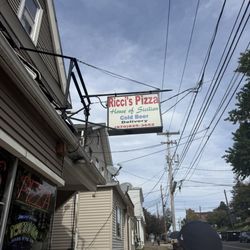 Ricci's Pizzeria