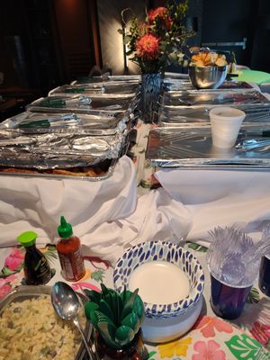 Da Kine's Hawaiian Catering by null