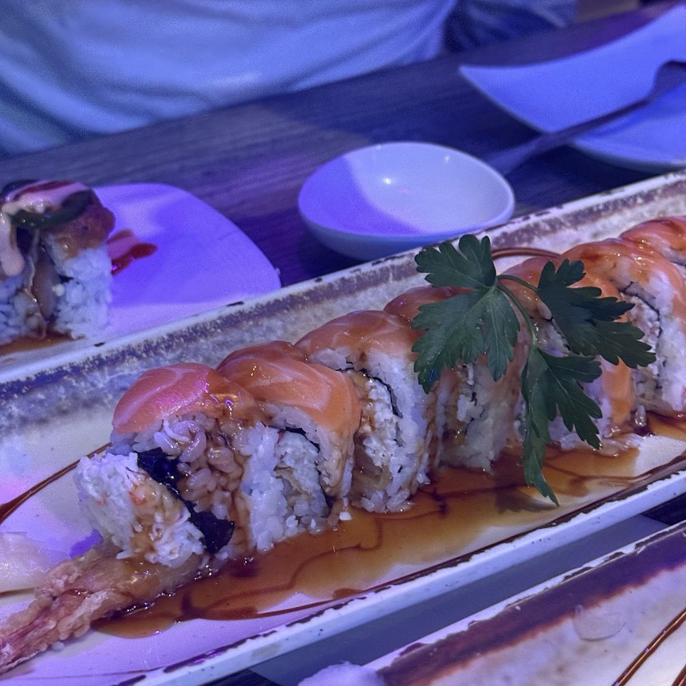 Sushi Momoyama - Sushi Bars Near Me - Concord, California Sushi Momoyama - Sushi Bars Near Me - Concord, California