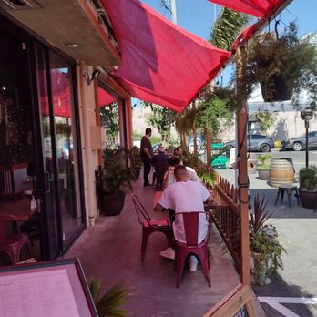 Mazra - Shaded outdoor dining - Mediterranean Near Me - San Bruno, California