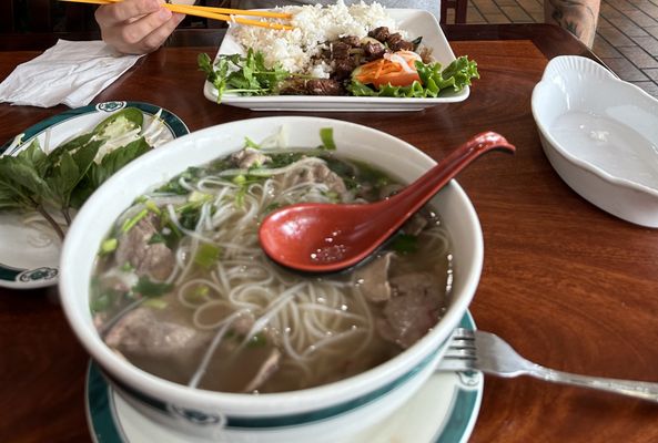 Phở Tôn by null
