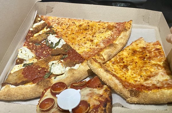 Brooklyn's Homeslice Pizza by null