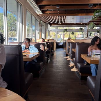J Nichols Kitchen - New American Near Me - Marina Del Rey, California J Nichols Kitchen - New American Near Me - Marina Del Rey, California