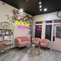 Julie Bee Nails - You achieve your best result when you truly love what you do