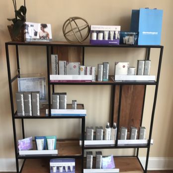 Feel Relaxed - Reception - Waxing Near Me - Chicago, Illinois Feel Relaxed - Reception - Waxing Near Me - Chicago, Illinois