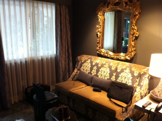 Hotel Ballard by null