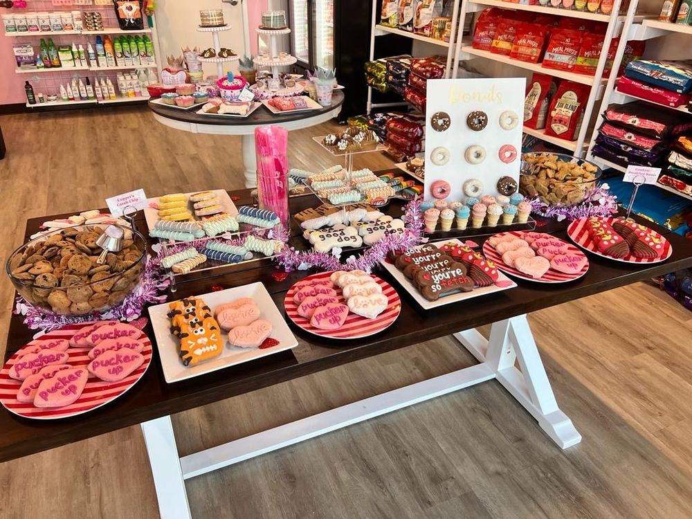 WOOF GANG BAKERY & GROOMING Updated June 2024 16852 Focus Lp, Land