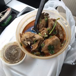 Chicken karahi like omg that's the most tasty dish highly recommend this restaurant extremely clean and Osm service