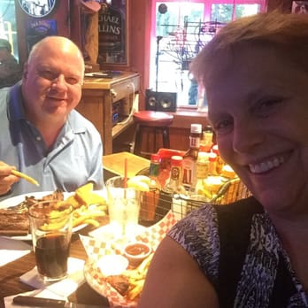 Murray's Saloon & Eatery - Karaoke Near Me - Big Bear Lake, California
