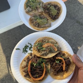 Gerardo's Tacos - Carnitas - Food Trucks Near Me - Fresno, California Gerardo's Tacos - Carnitas - Food Trucks Near Me - Fresno, California