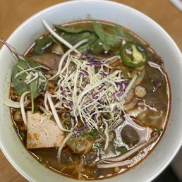 Spicy Beef Noodle / Bún Bò Huế