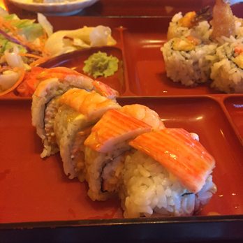 Fuji Yama - Candy cane roll in a lunchbox - Sushi Bars Near Me - Virginia Beach, Virginia Fuji Yama - Candy cane roll in a lunchbox - Sushi Bars Near Me - Virginia Beach, Virginia