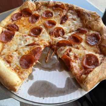 Dewey's Pizza - Pepperoni - Pizza Near Me - Crestview Hills, Kentucky