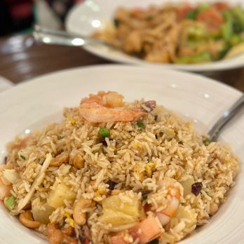 Bhan Mae Vane - Pineapple Khao Pad (shrimp) - Thai Near Me - Alameda, California Bhan Mae Vane - Pineapple Khao Pad (shrimp) - Thai Near Me - Alameda, California