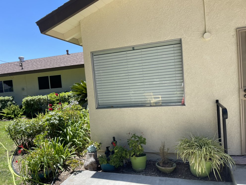 Slide of Orange Coast Window Spa