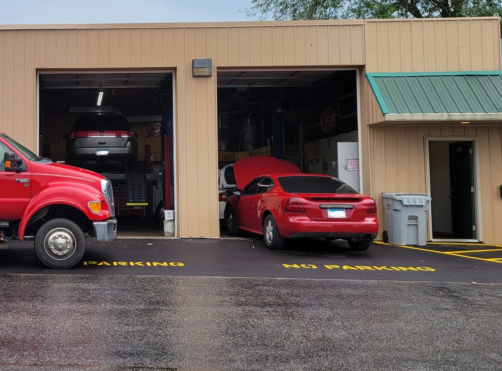 ROCHESTER AUTO SERVICE Updated September 2024 1628 2nd Ave SE