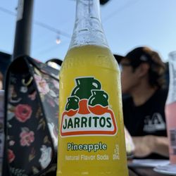 Golden Road Brewing - Jarritos Pineapple