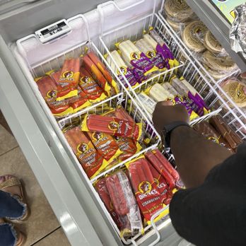 Buc-ee's - Gas Stations Near Me - Robertsdale, Alabama