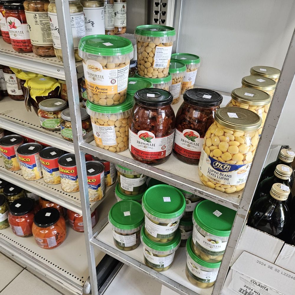 Portage Bakery - Italian canned goods - Delis Near Me - Niagara Falls, Ontario