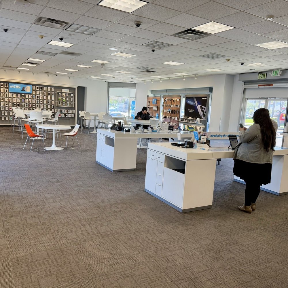 TOP 10 BEST Apple Store near Del Amo Blvd, Torrance, CA