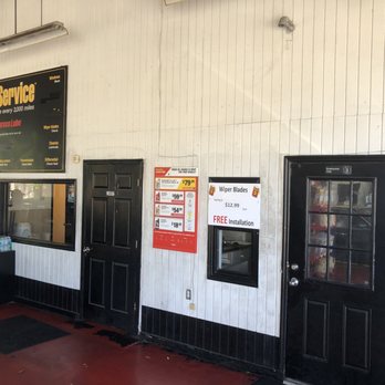 Havoline Xpress Lube - Office, but don't worry, you never leave your car. - Oil Change Stations Near Me - Tampa, Florida Havoline Xpress Lube - Office, but don't worry, you never leave your car. - Oil Change Stations Near Me - Tampa, Florida