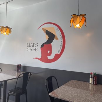 Mai's Cafe - Dining area - Vietnamese Near Me - Ventura, California Mai's Cafe - Dining area - Vietnamese Near Me - Ventura, California