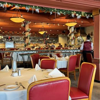 Scott's Seafood - Seafood Near Me - Oakland, California