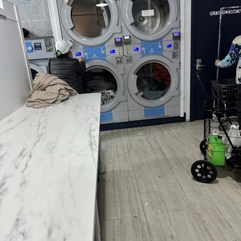 Laundré - Laundromat Near Me - San Francisco, California